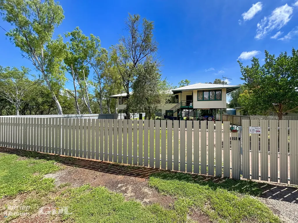25 Walter Young Street, Katherine, NT 850