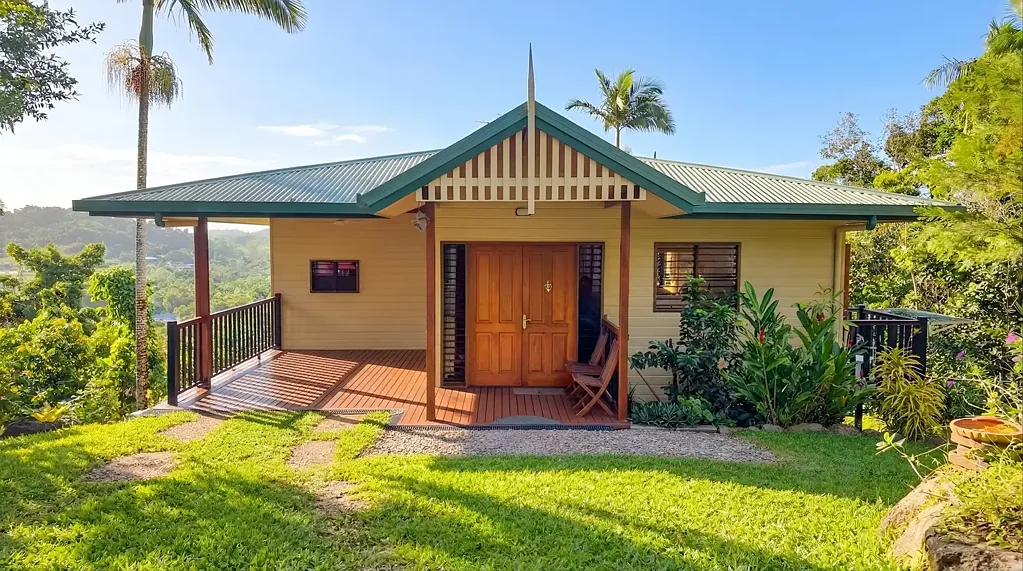 South Mission Beach 2ਬੈੱਡਰੂਮ Breathtaking Island Views & Timeless Coastal Charm