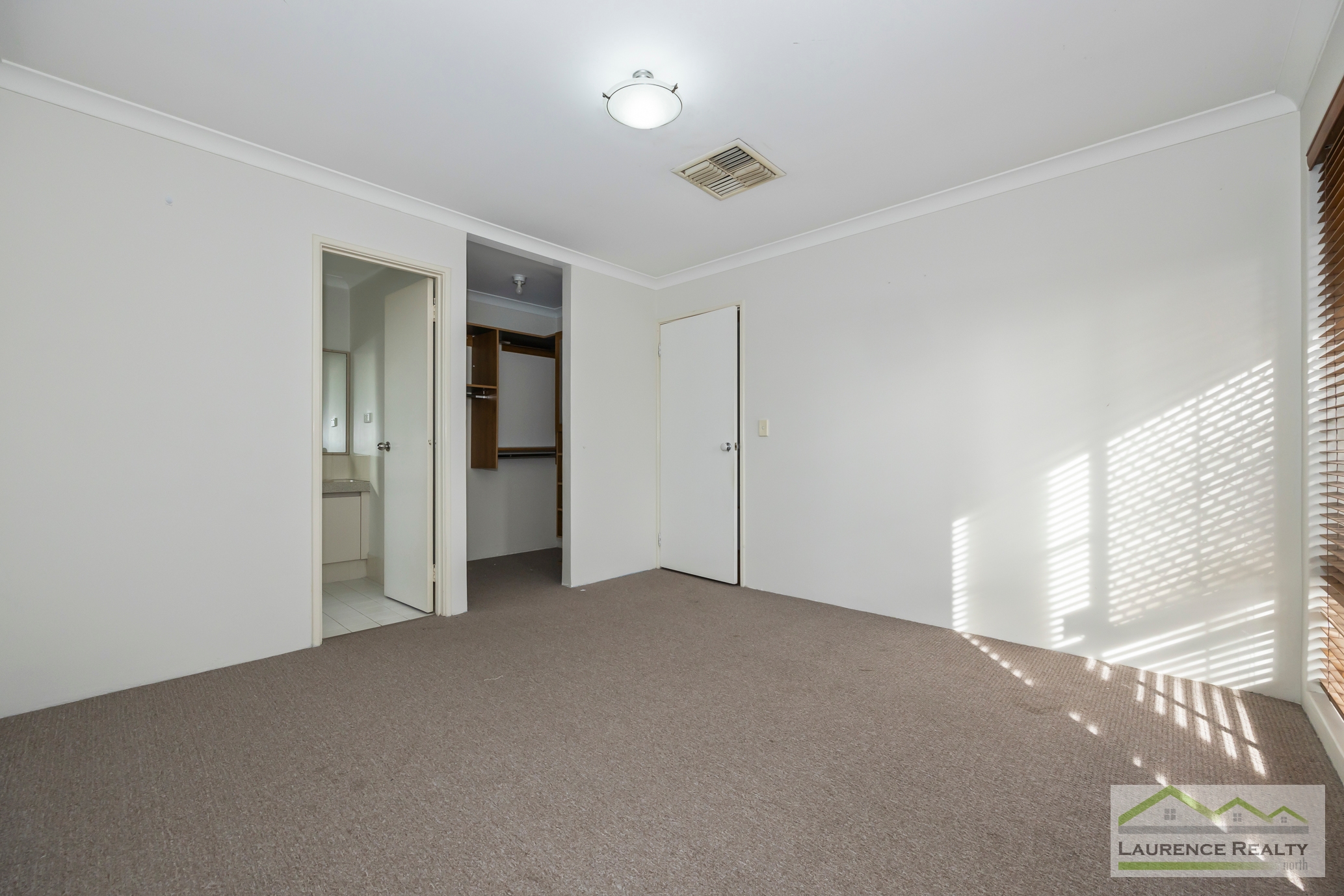 21 TENBY CL, MERRIWA WA 6030, 0 chambres, 0 salles de bain, House