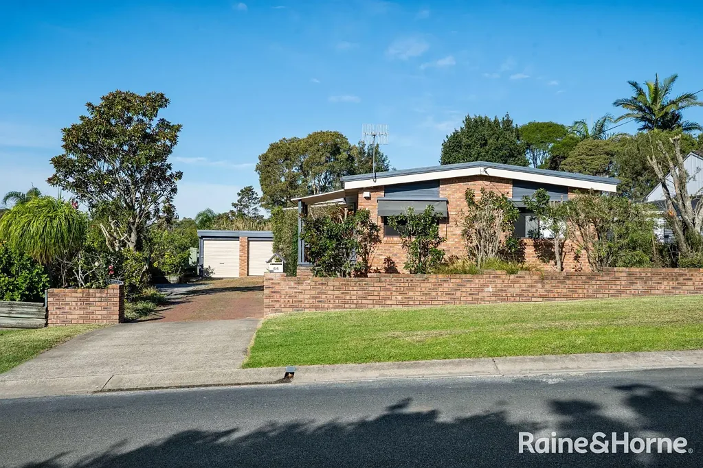 Burrill Lake 5Habitaciones A Rare Dual-Living Gem in a Prime Coastal Pocket