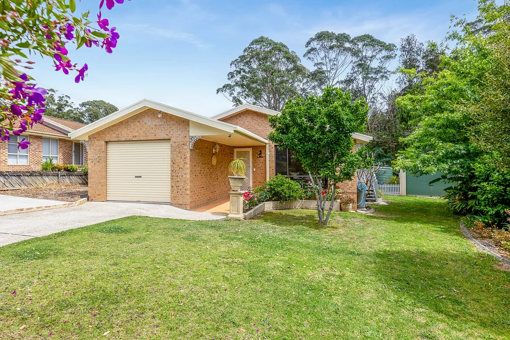 72 Edward Road, Batehaven, NSW 2536