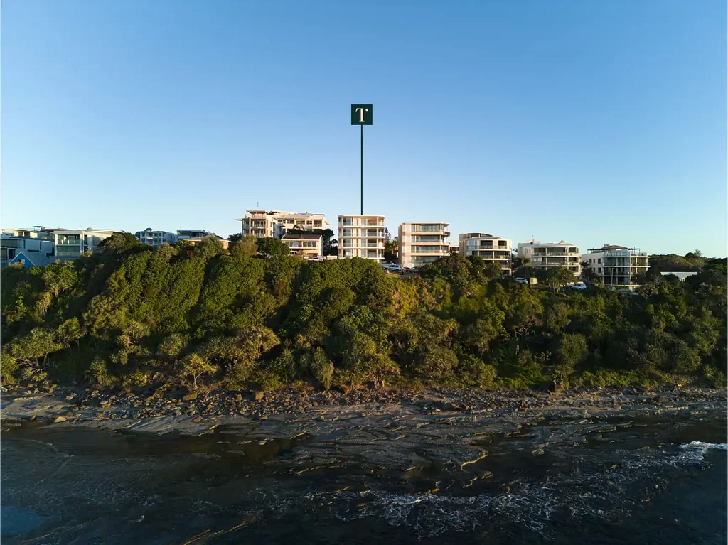 Moffat Beach 4બેડરૂમ Rare Ground-Floor Oceanfront Luxury