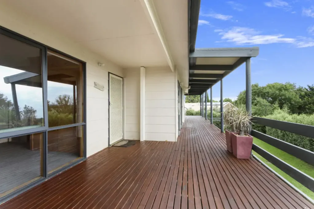 12 Neals Road, Metung, VIC 3904
