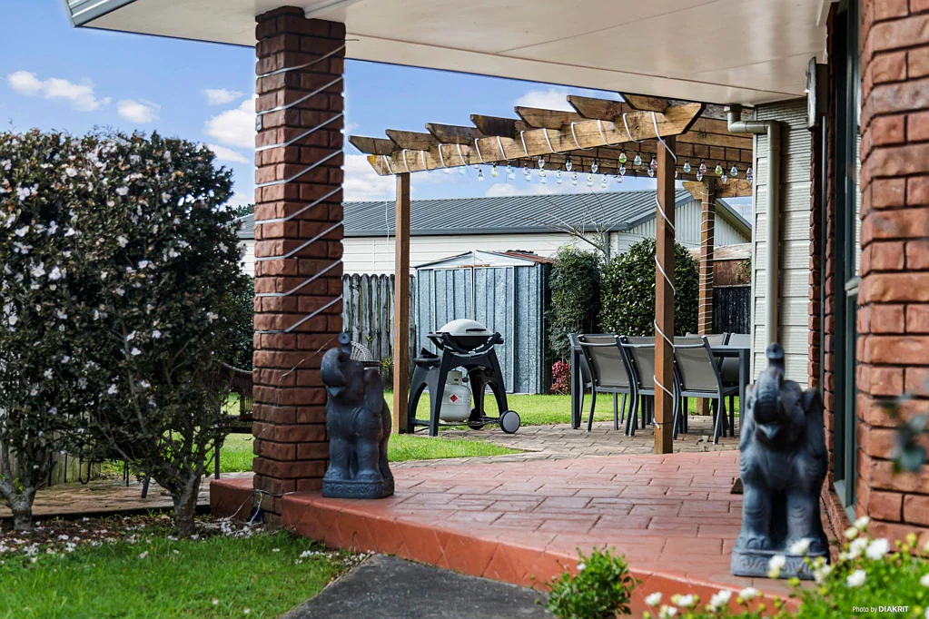 Waiuku 3 Bedroom Easy-Care Living or Smart Investing