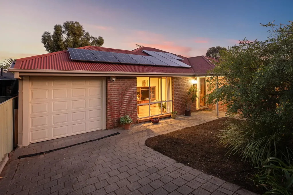 13 Cranbourne Drive, O'Halloran Hill, SA 5158
