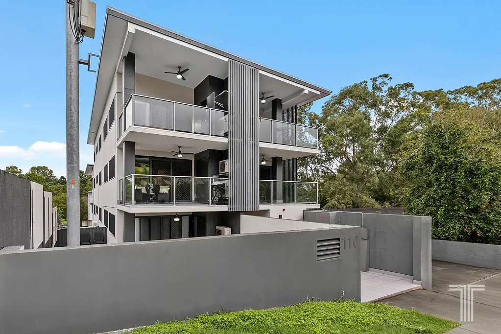 Greenslopes 3ਬੈੱਡਰੂਮ Prime Position Opposite Greenslopes Private Hospital