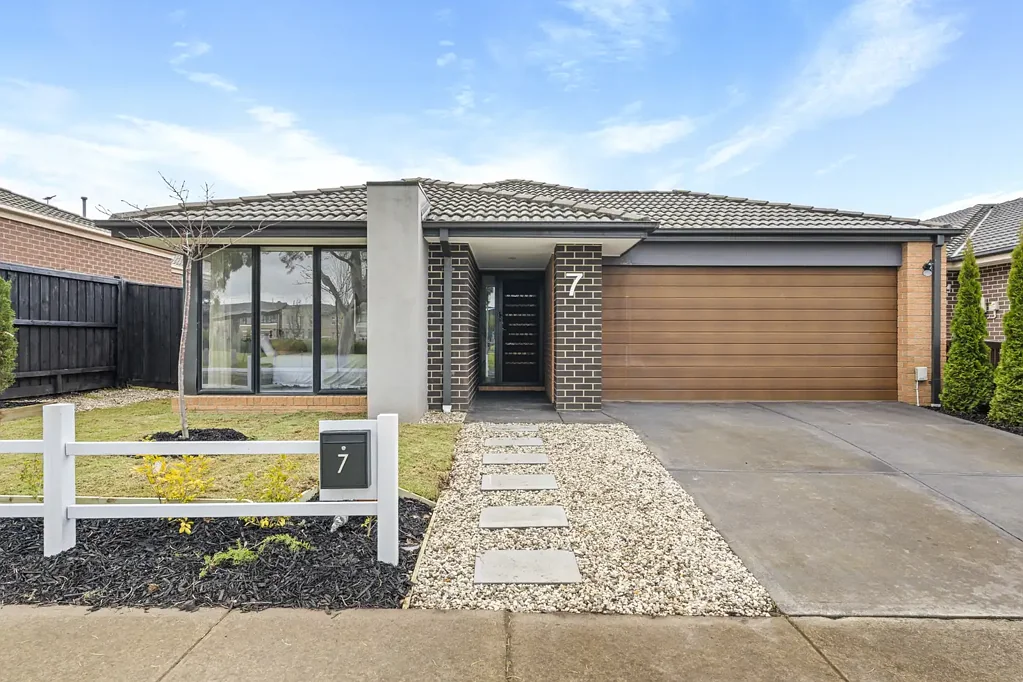 Mernda 4房  Live, Relax, And Create Lasting Memories!