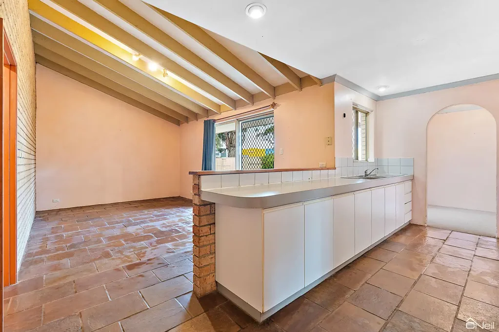 28 Lemon Grove, Seville Grove, WA 6112