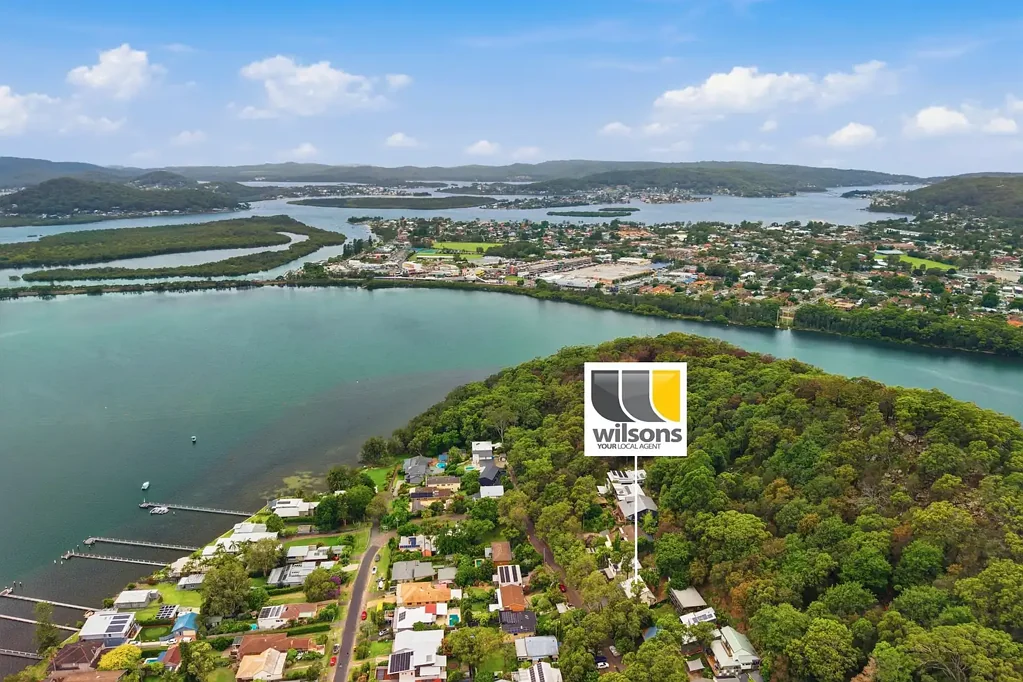 Woy Woy Bay 3 Bedroom Timeless Charm & Pristine Bay Views: 12 Woy Woy Bay Road