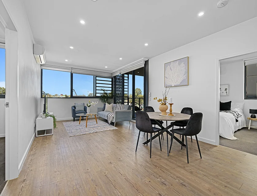 402/81B Lord Sheffield Circuit, Penrith, Outer Western Sydney, 2 rūma, 2 rūma horoi, Apartment