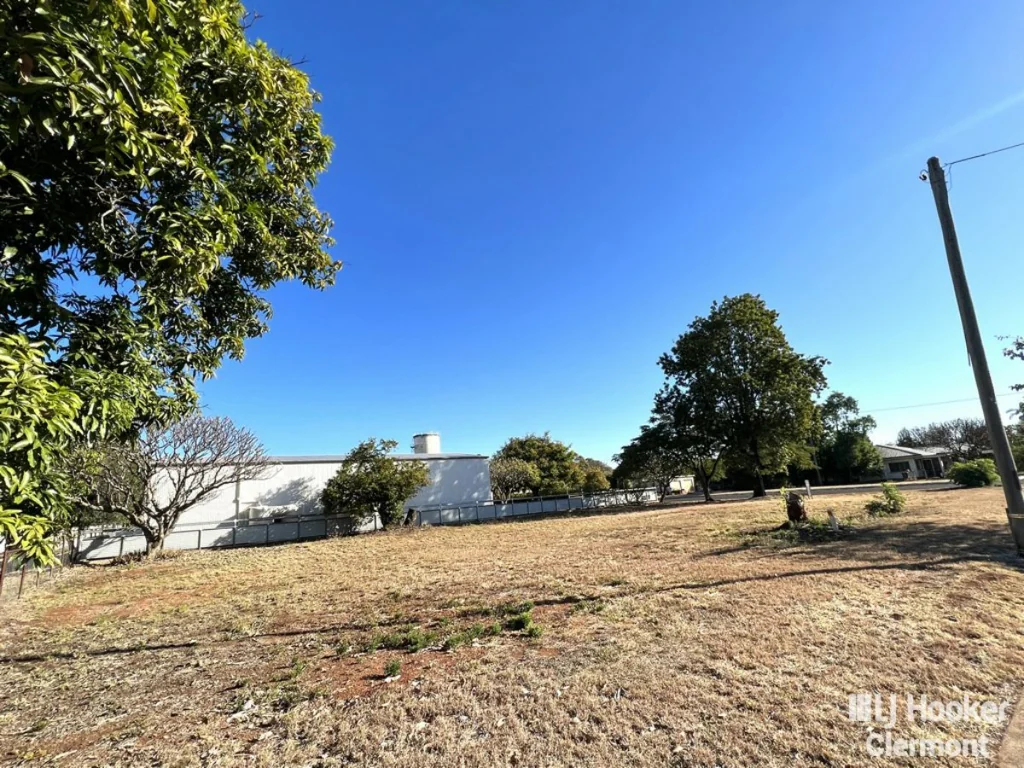 15 French Street, Clermont, QLD 4721