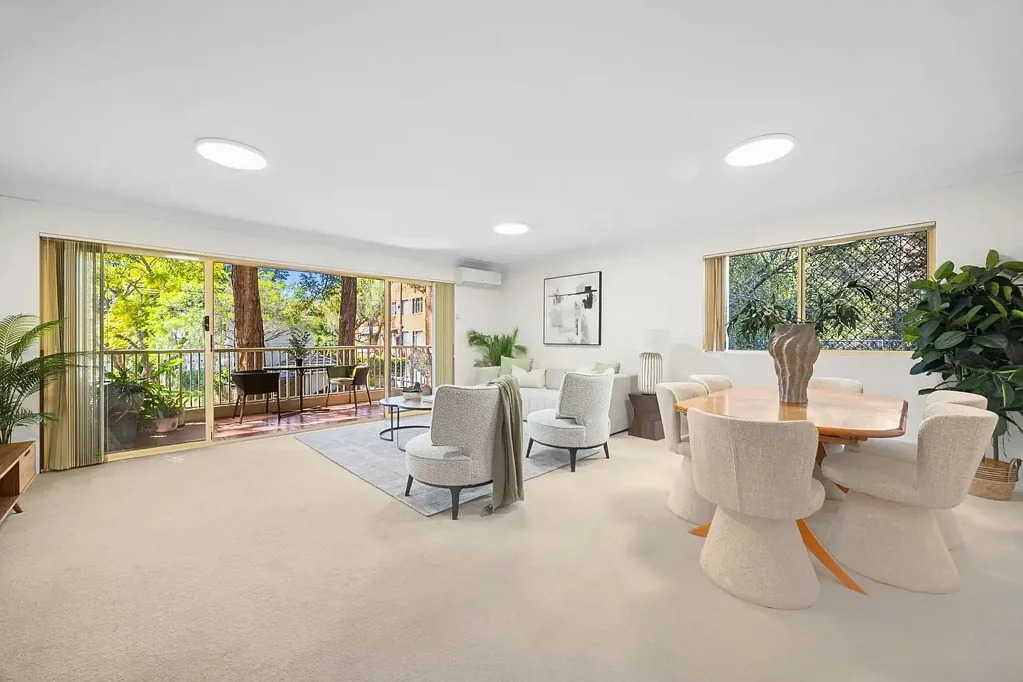 Artarmon 3房 难得机遇 - 超宽敞三卧室美宅 A Rare Opportunity - Ultra-Spacious Three Bedroom Beauty