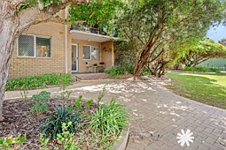 1/33 Point Walter Road, Bicton