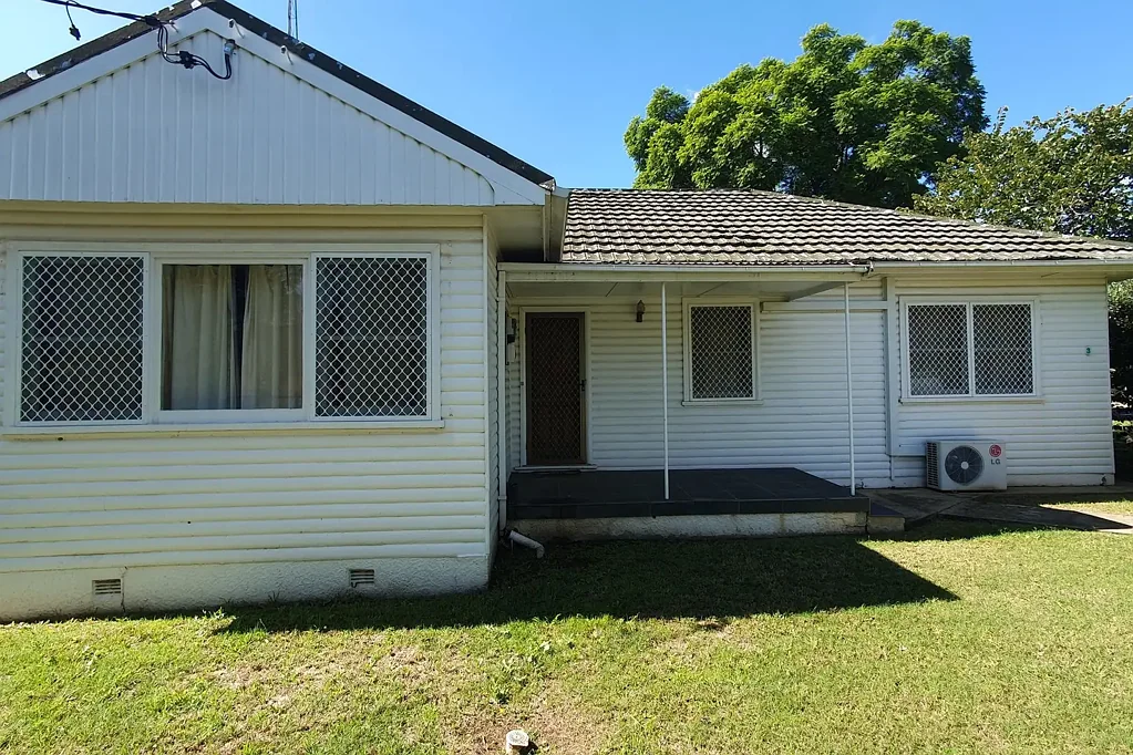 Three Bedroom Home - South Tamworth