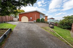 456 Kahikatea Drive, Dinsdale