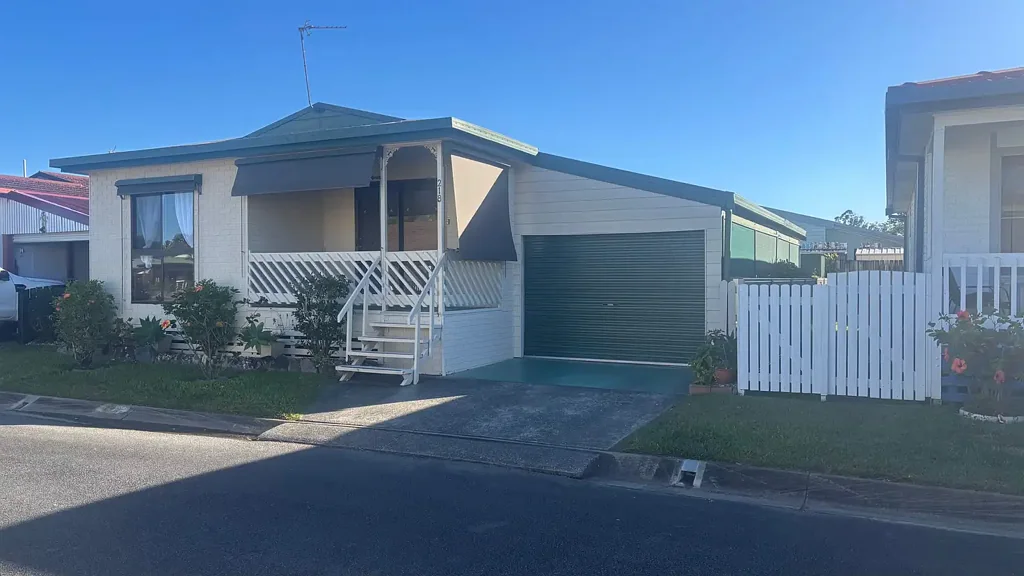 Burleigh Waters 2ਬੈੱਡਰੂਮ Easy Living in Burleigh Waters