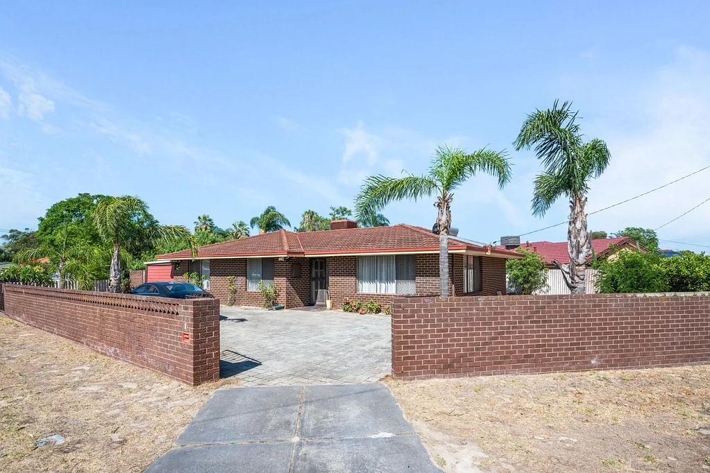 1 Ward Court, Langford, WA 6147