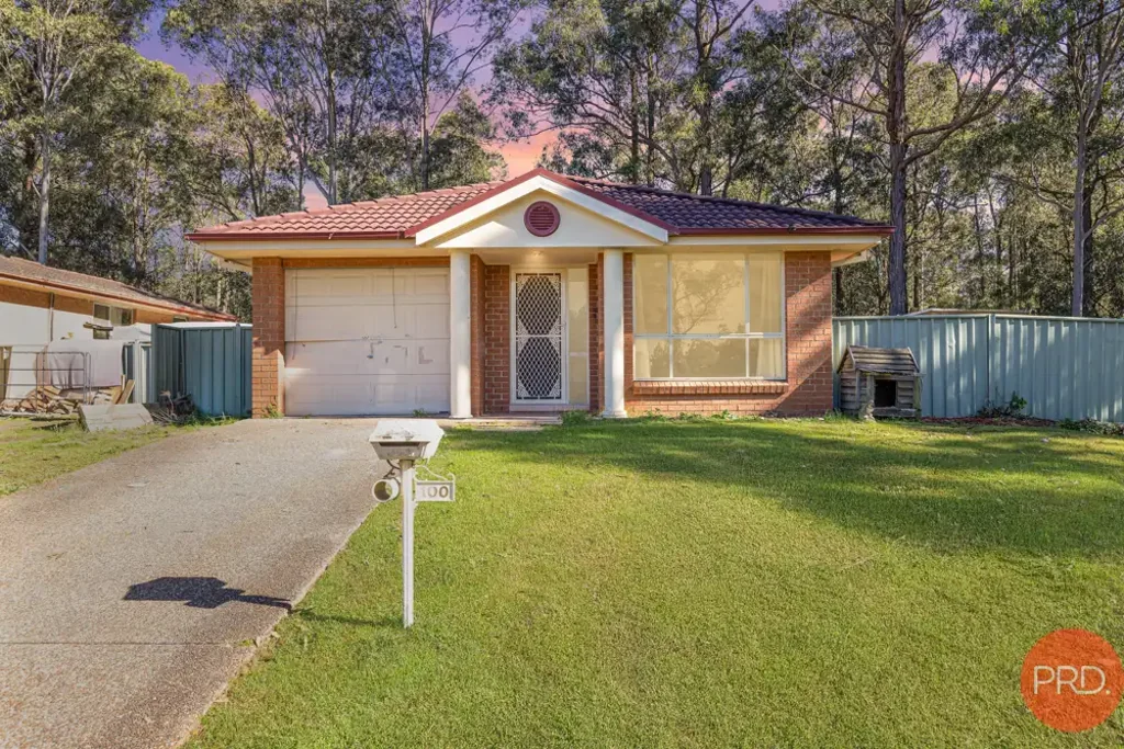100 Fourth Street, Weston, NSW 2326
