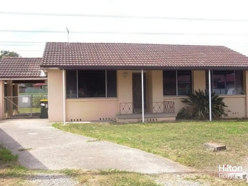Neat And Tidy Three Bedroom Home!