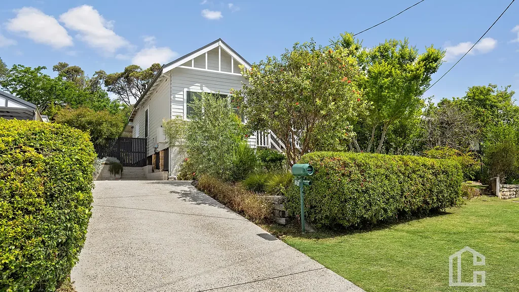 25 Boland Avenue, Springwood, NSW 2777