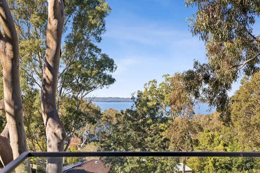 Wyongah 4침실 Incredible family home with lake views