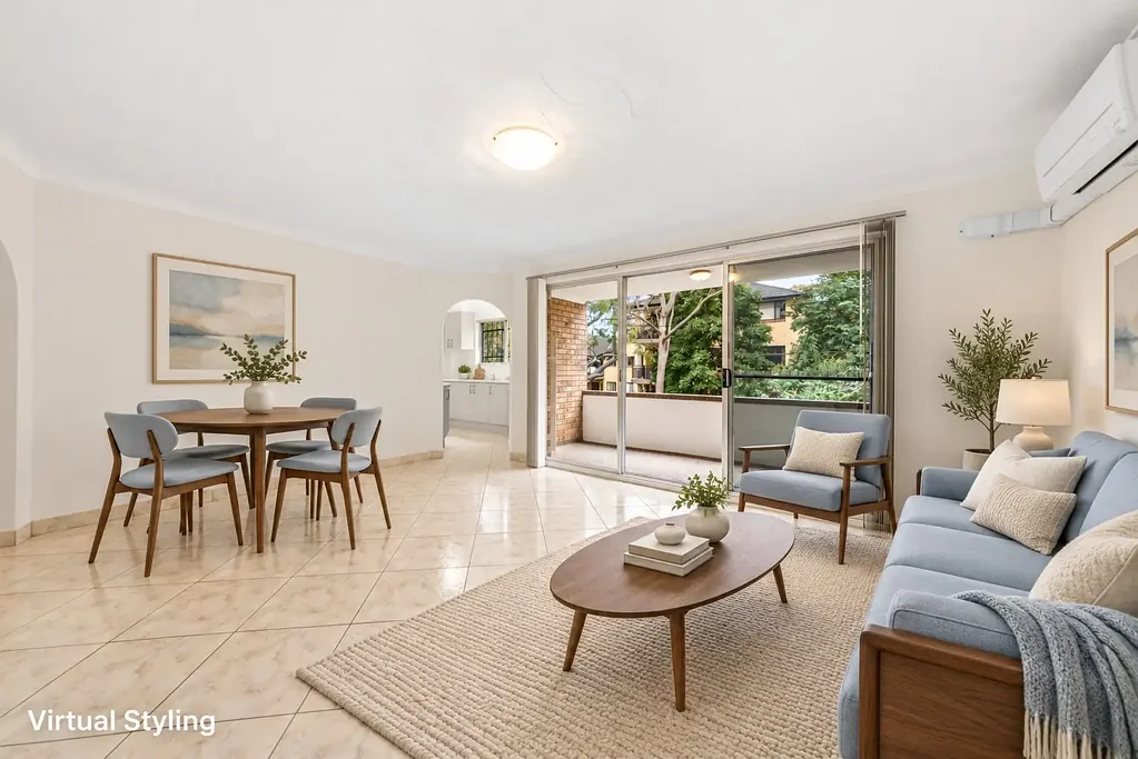Freshly Updated Air-Conditioned Two-Bedroom Unit with Single Garage!