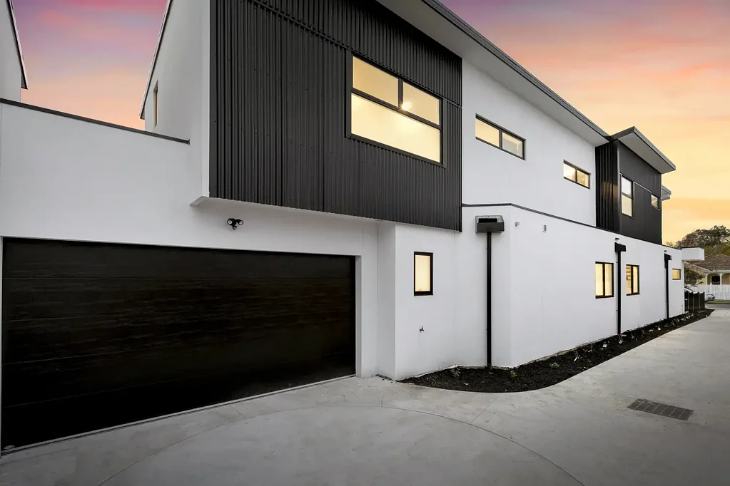 Carrum 3غرفة نوم Riverside prestige, built July 2026 - offers close August 16