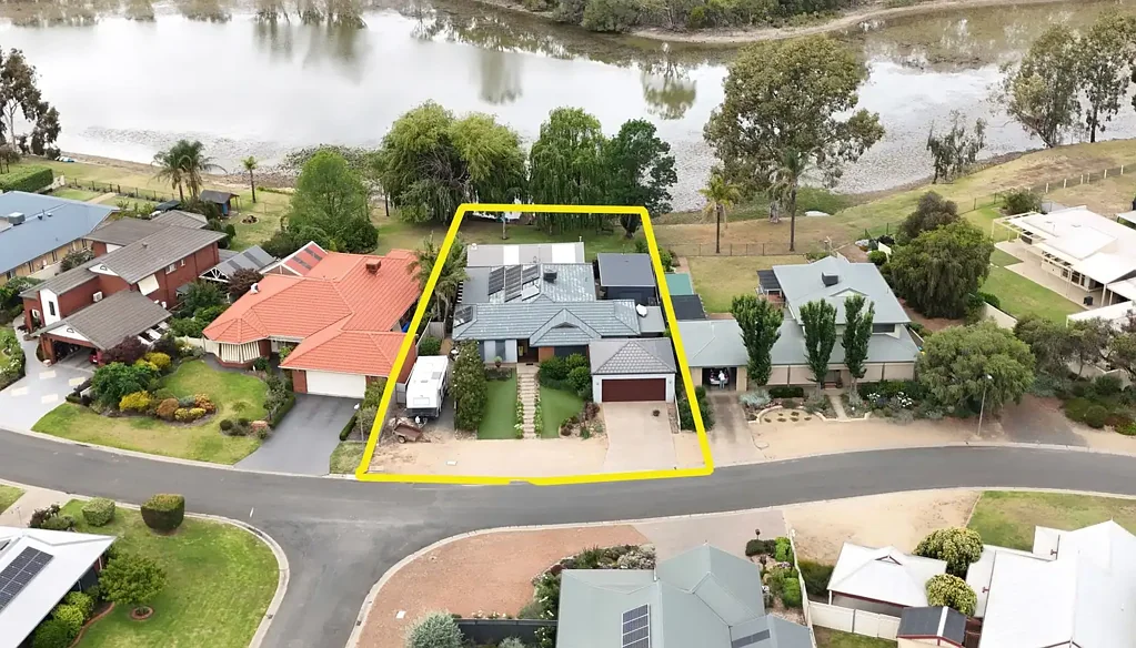 Numurkah 4ห้องนอน LAKE OUTLOOK