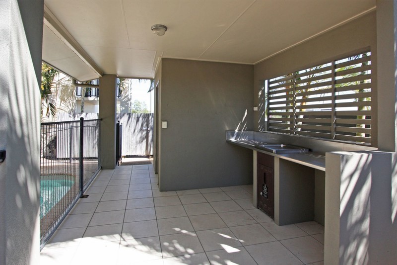 UNIT 2 2 MARKET ST, GOOMBUNGEE QLD 4354, 0房, 0浴, Unit