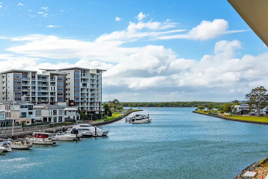 Hope Island 3房  A NEW BENCHMARK IN WATERFRONT LIVING