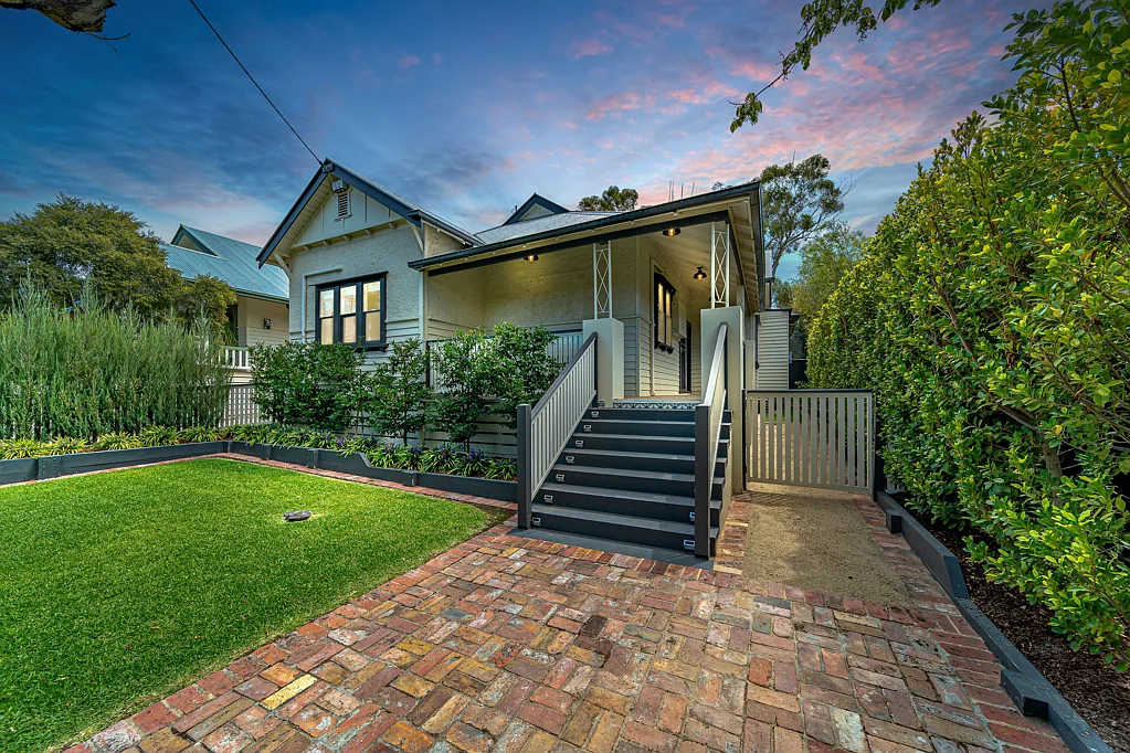 Quarry Hill 4房  Rare Family Luxury in Quarry Hill