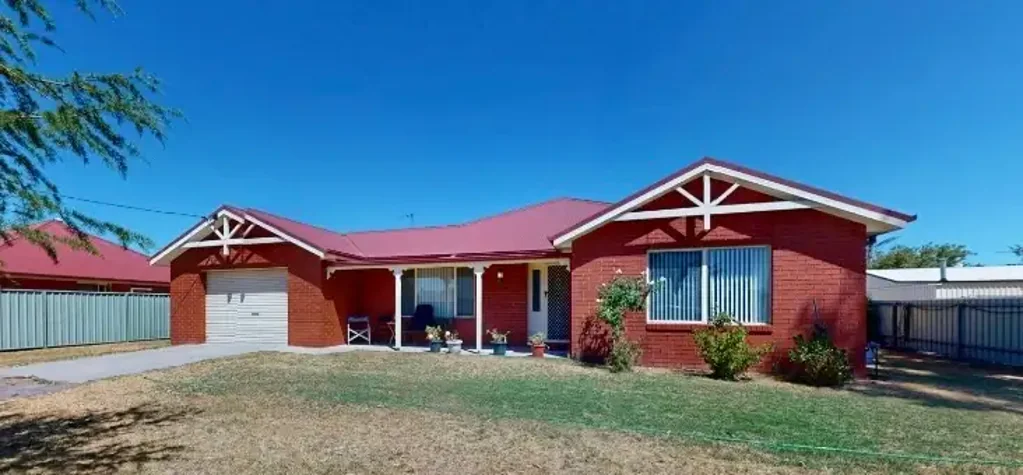 43 Lawrence St, Corowa, NSW 2646