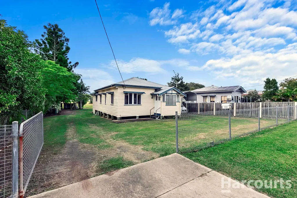 Maryborough 2 Slaapkamer Big Block, Big Shed, Big Opportunity - 1,204m² with Outstanding Car Accommodation