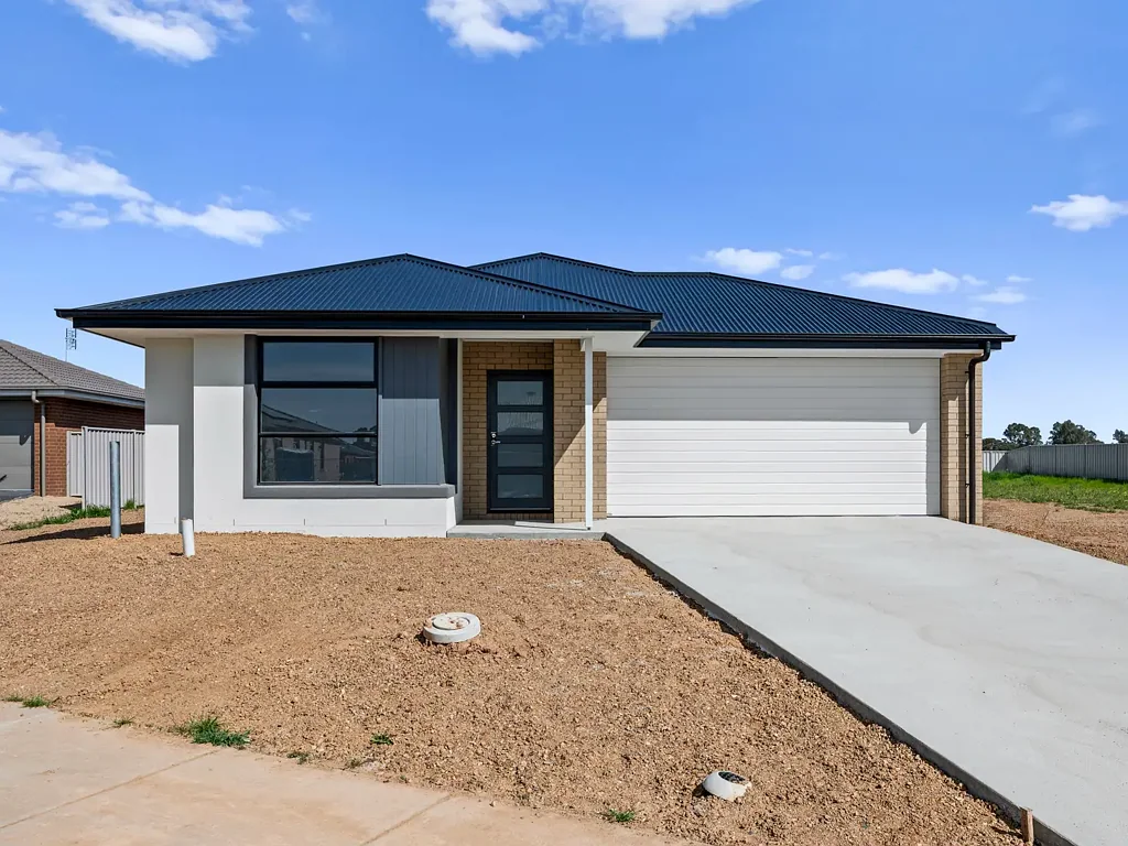39 Livingston Boulevard, Benalla, VIC 3672