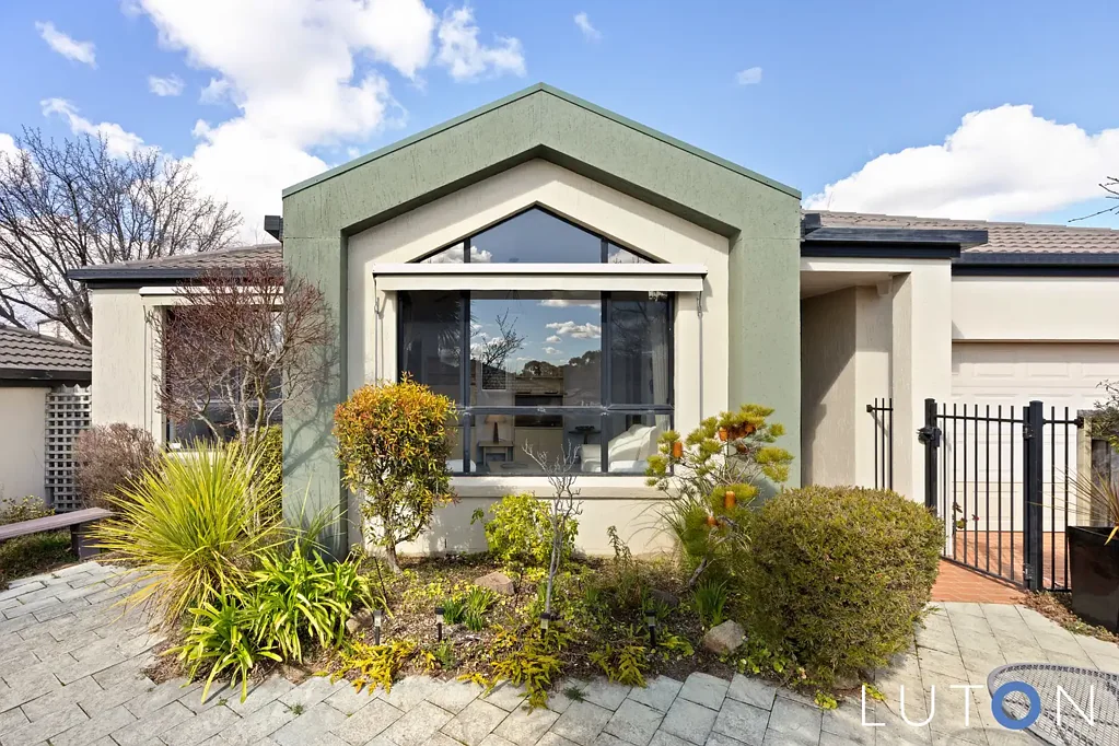 Nicholls 3ਬੈੱਡਰੂਮ North facing free standing villa