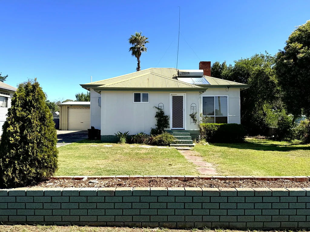 43 Rutherford Street, Manjimup, WA 6258
