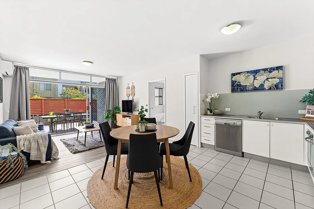 8/2 Campbell Street, Toowong, QLD 4066