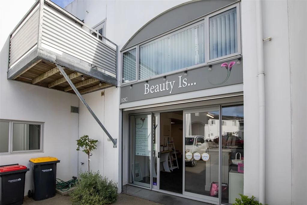 Addington Quality But Affordable Office Space/Workroom