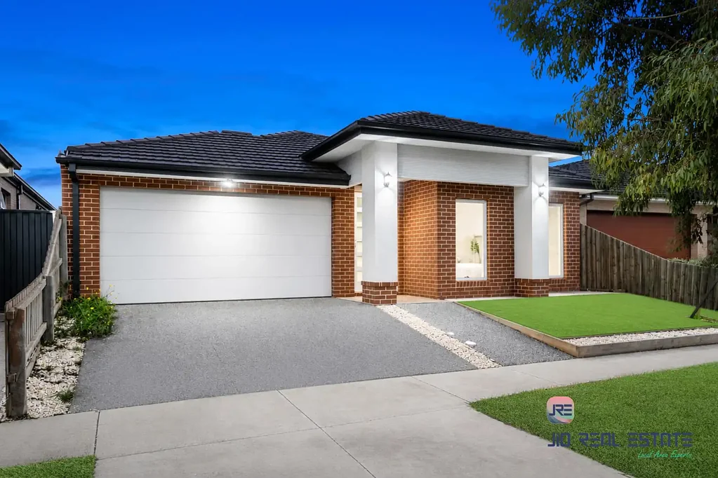 Thornhill Park 3침실 Modern Family Home Opposite the Park! With Two living areas
