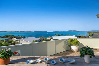 Algies Bay 4chambre Wine, Dine and take in the Views