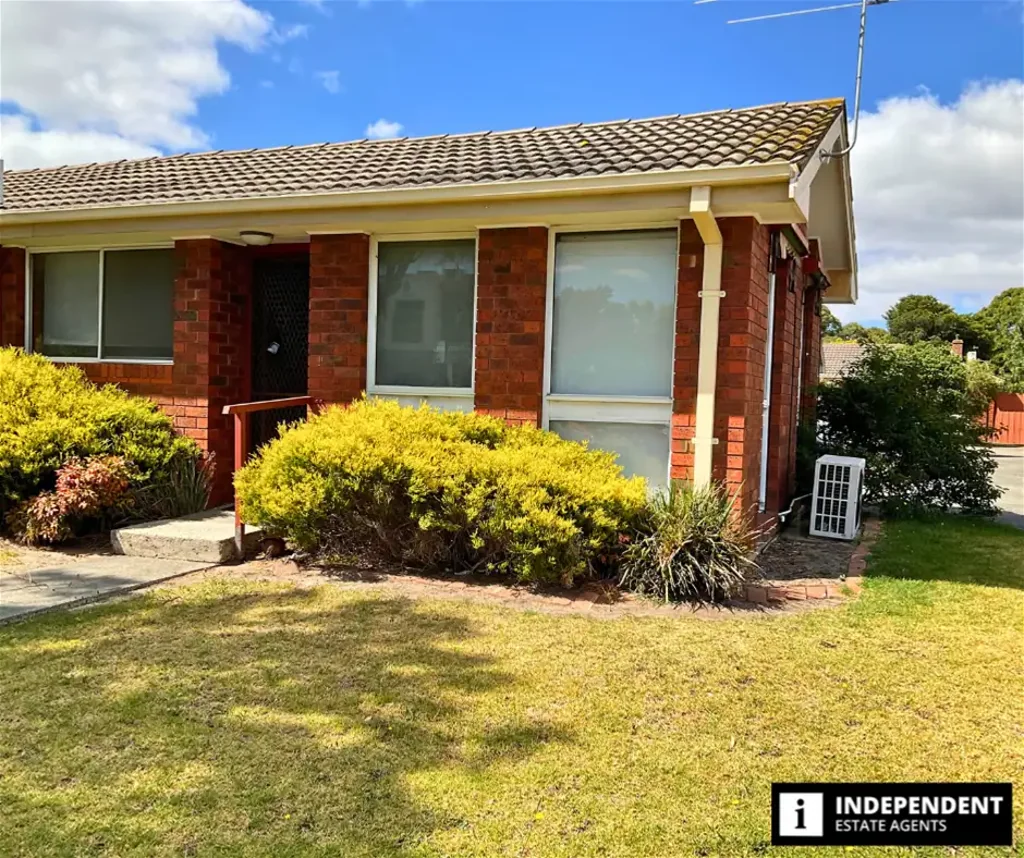 Perfectly Positioned 2-Bedroom Unit in the Heart of Cranbourne