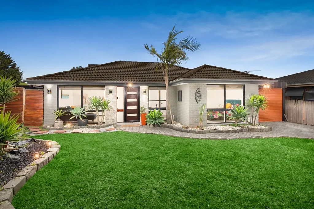 10 Whitfield Court, Mill Park, VIC 3082