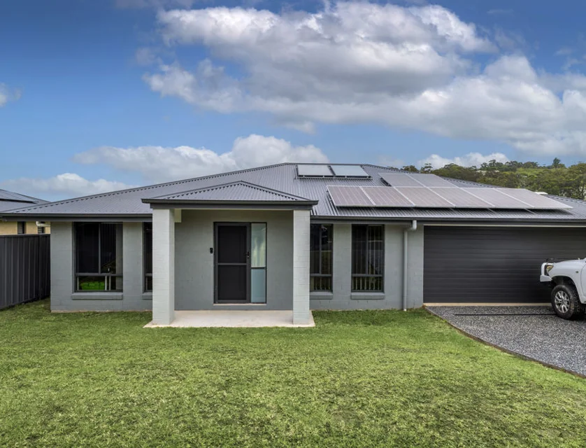 6 Woopi Drive, Woolgoolga, NSW 2456, 3 Kuwarto, 2 Banyo, House
