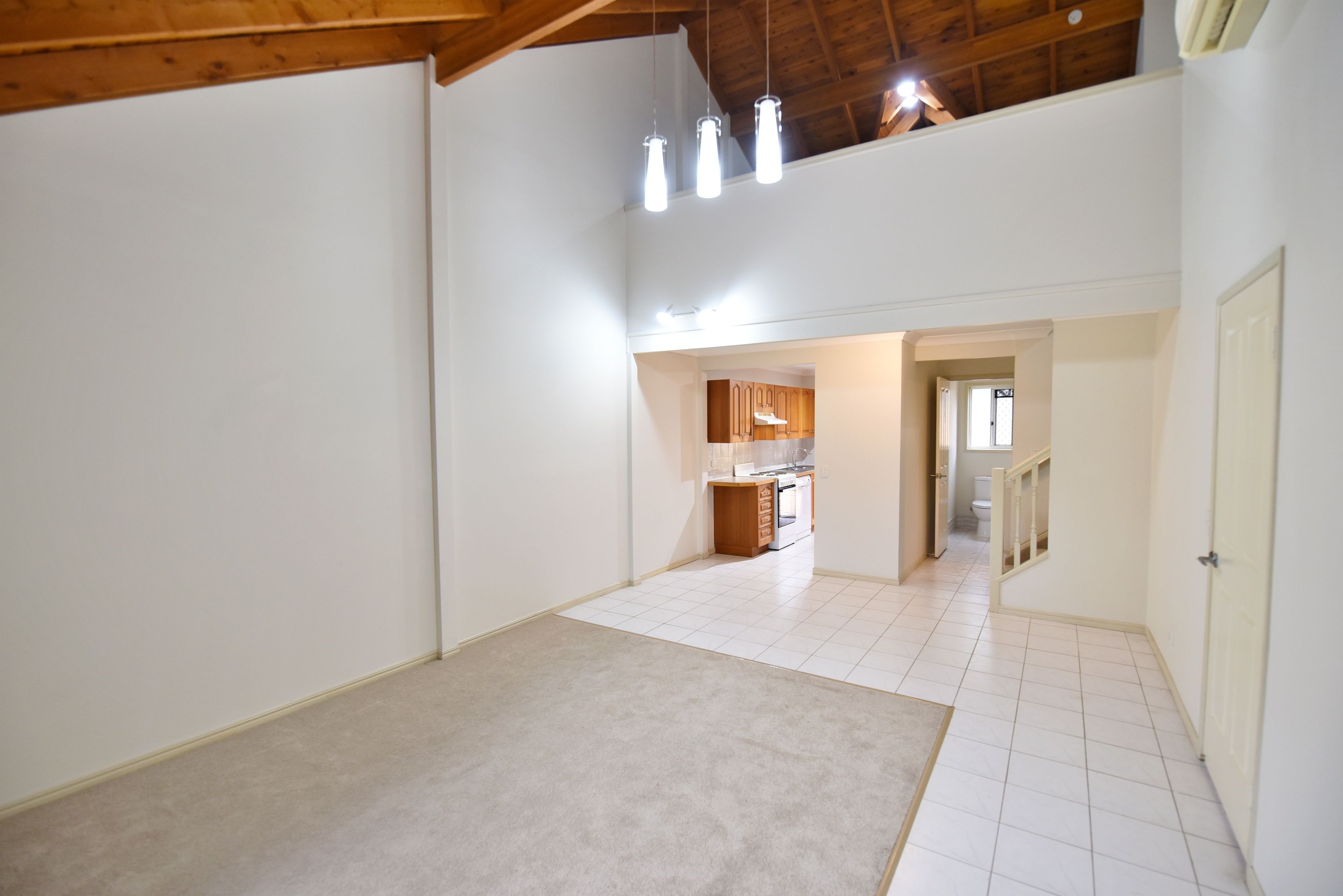 UNIT 2 6 KAIJA ST, MOUNT GRAVATT EAST QLD 4122, 0 Kuwarto, 0 Banyo, Townhouse