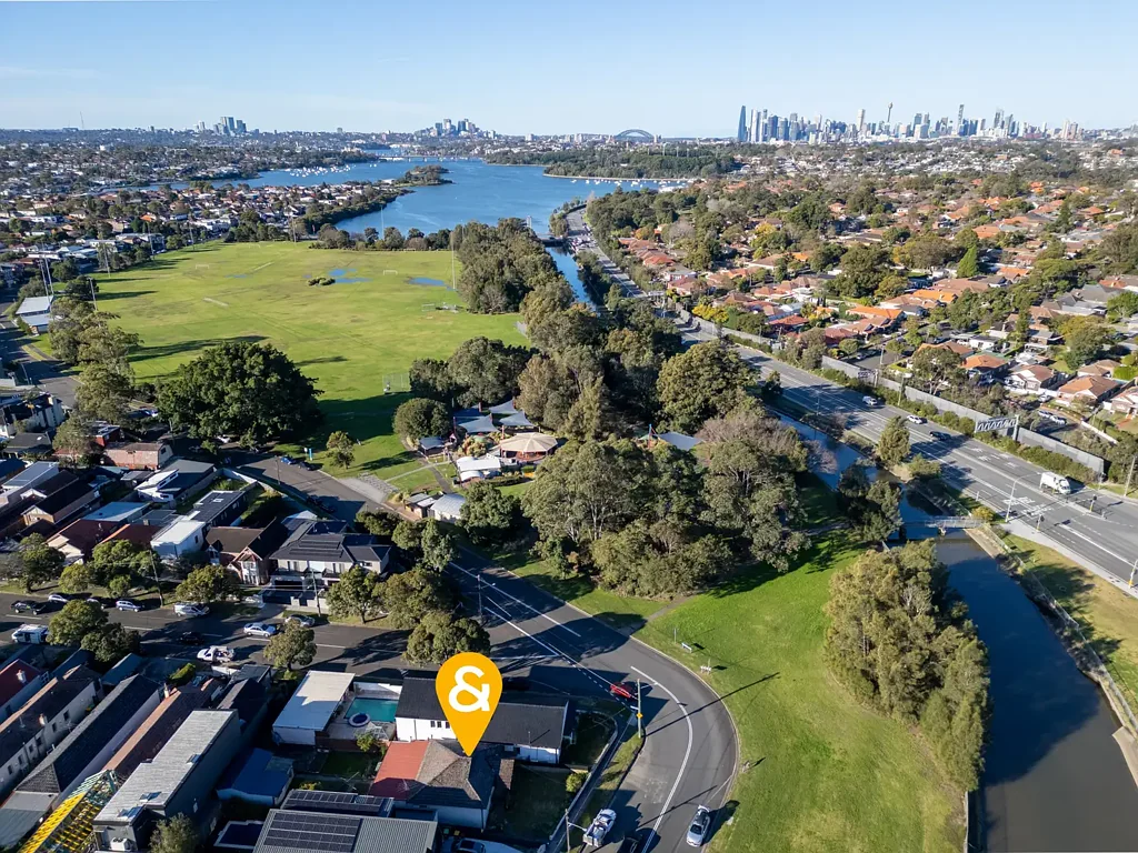 Five Dock 3ਬੈੱਡਰੂਮ Freestanding Home on 468sqm with Light, Space & Endless Potential