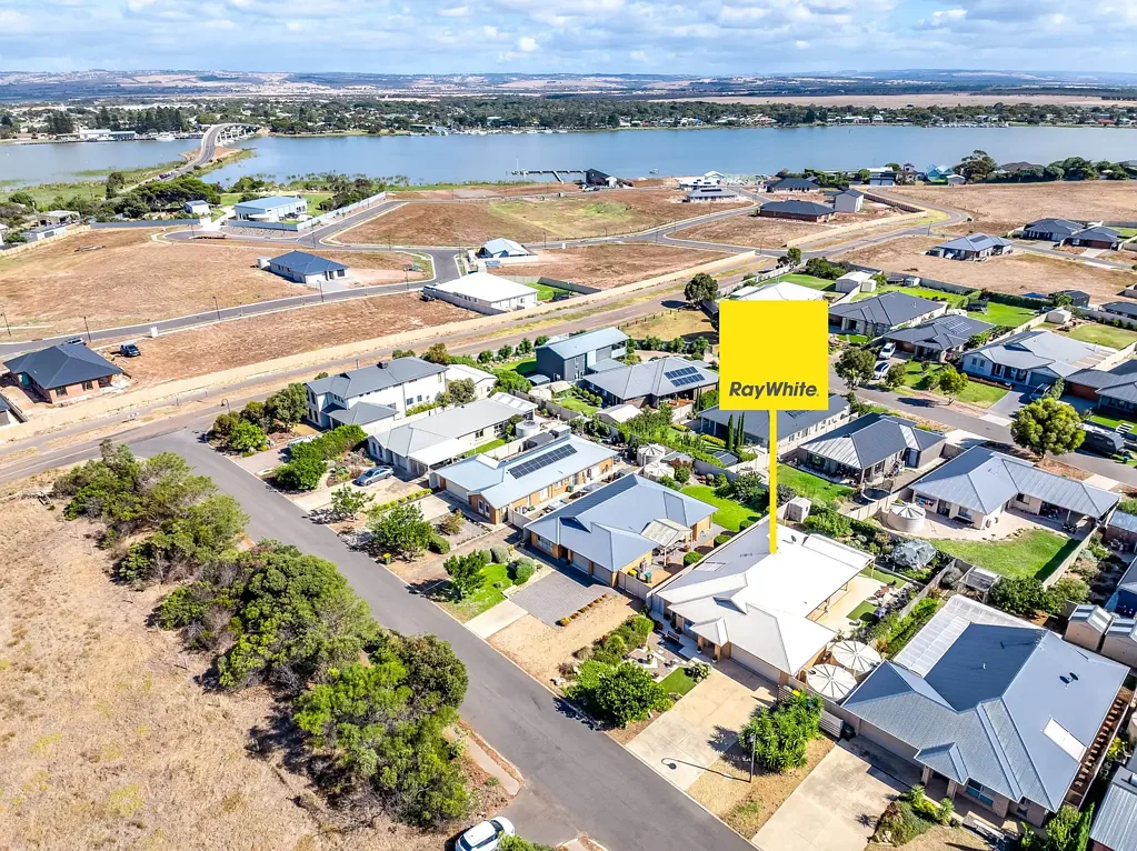 9 Gow Drive, Hindmarsh Island, SA 5214