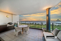 33/100 Terrace Road, East Perth