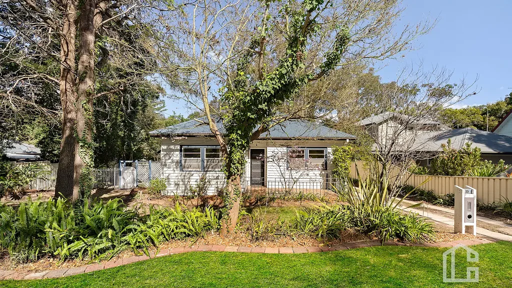 Glenbrook 3 Bedroom RE-RENOVATE. EXTEND. CREATE.