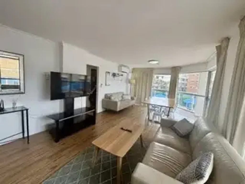 **Beachfront Living in the Heart of Surfers Paradise - Fully Furnished 2 Bedroom Apartment**