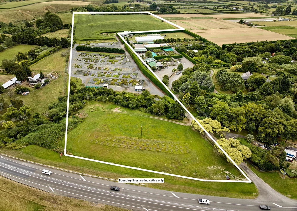 Manakau Rural Paradise: 21 Acres with Serene Mountain View